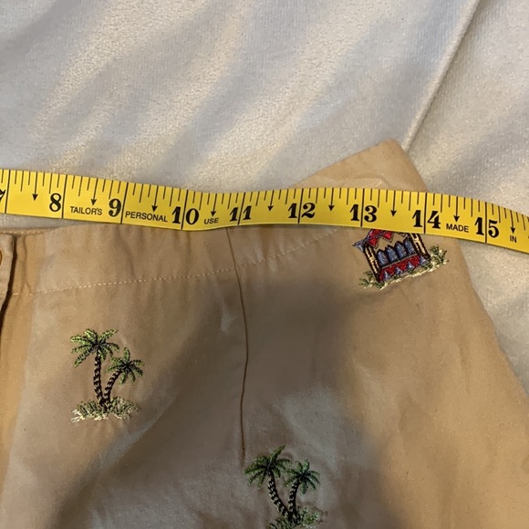 Vintage Talbots petites embroidered novelty tiki khaki wide leg capri? pant 10 - Picture 4 of 11